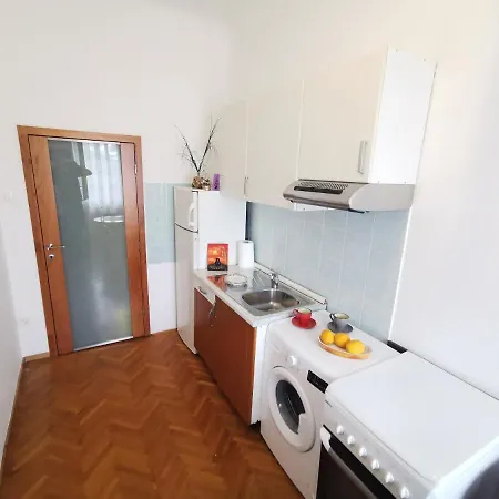 Varglien, With Garden Place Appartement